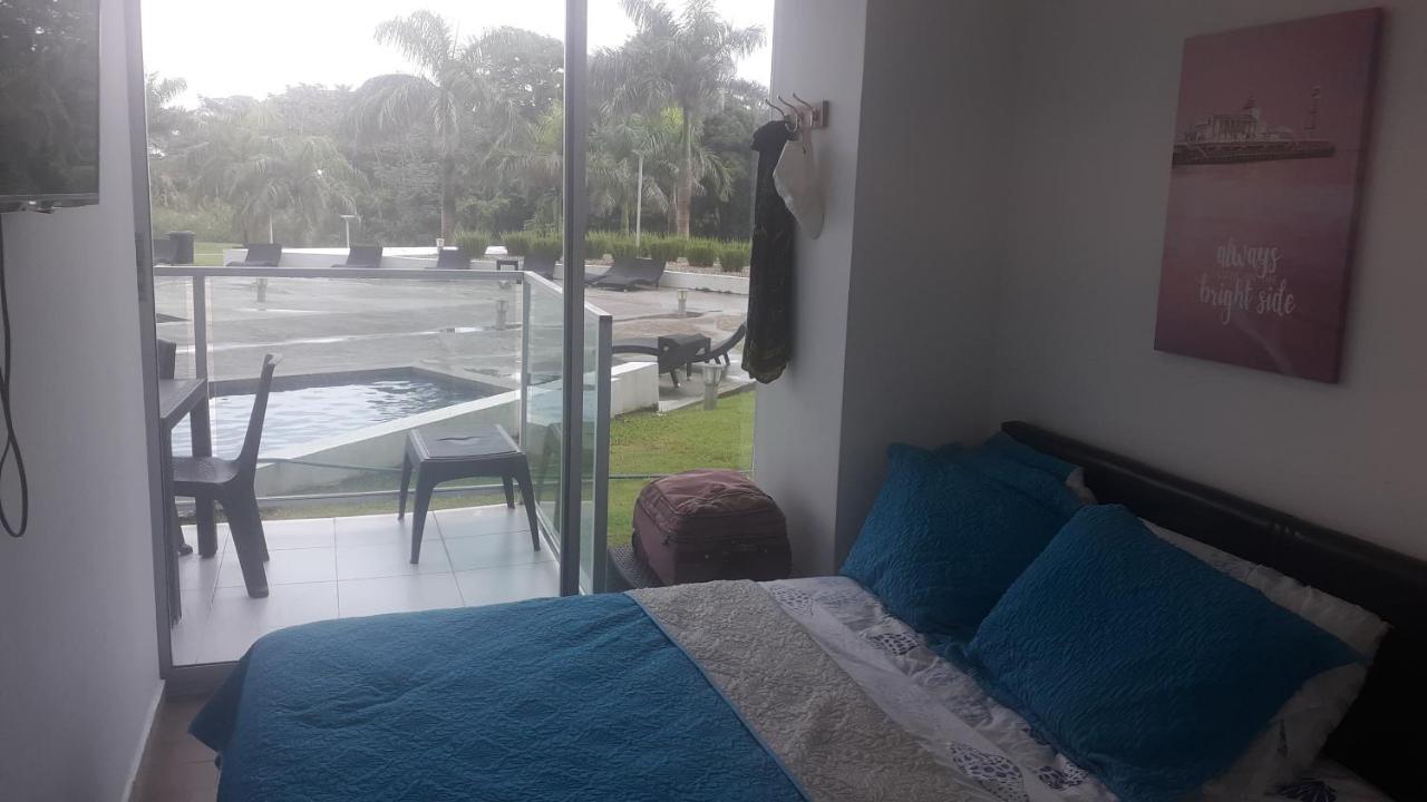 Apartamento En Balabeach Maria Chiquita In Front Of The Beach 2Hab โกลอน ภายนอก รูปภาพ