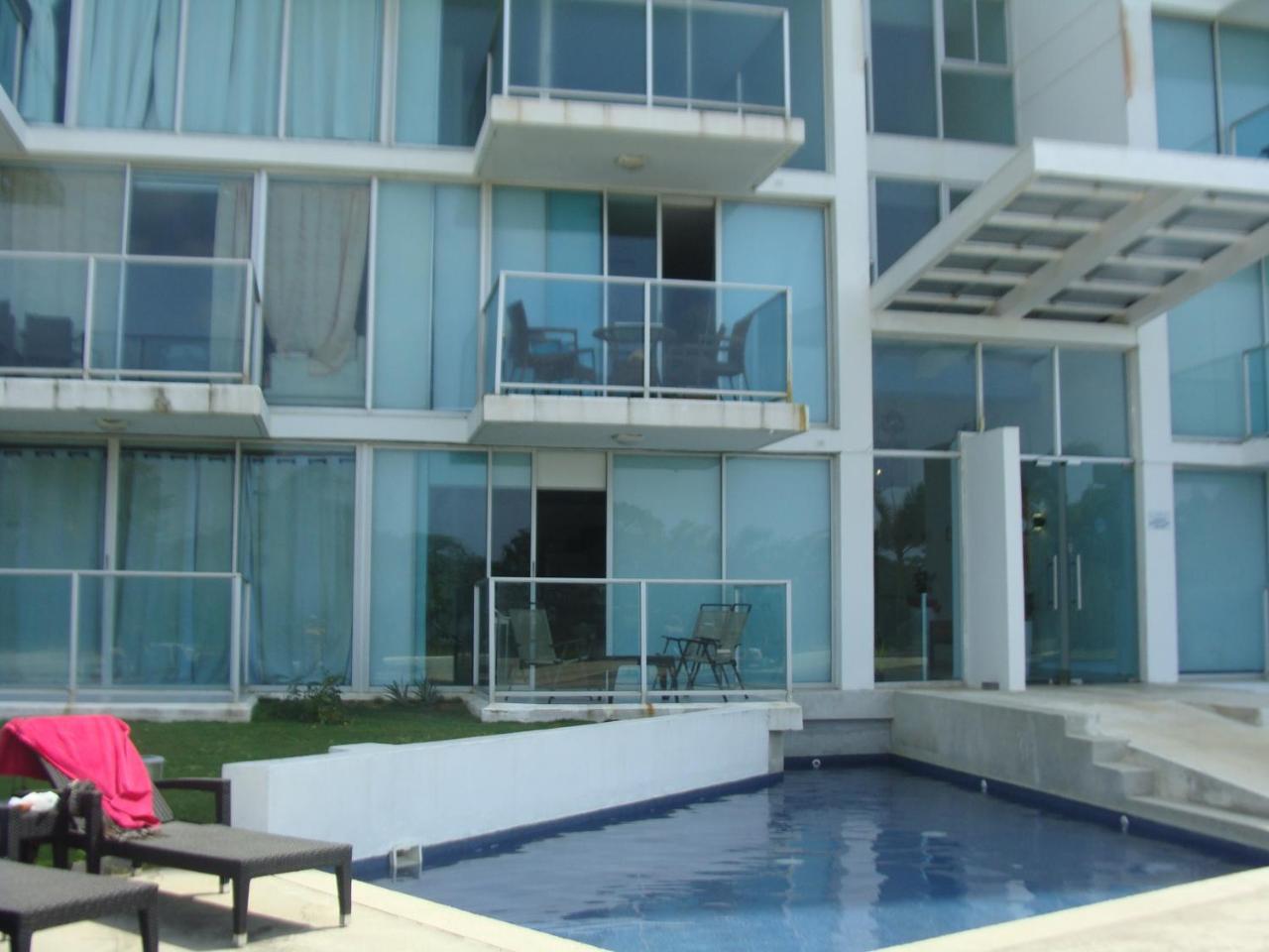 Apartamento En Balabeach Maria Chiquita In Front Of The Beach 2Hab โกลอน ภายนอก รูปภาพ
