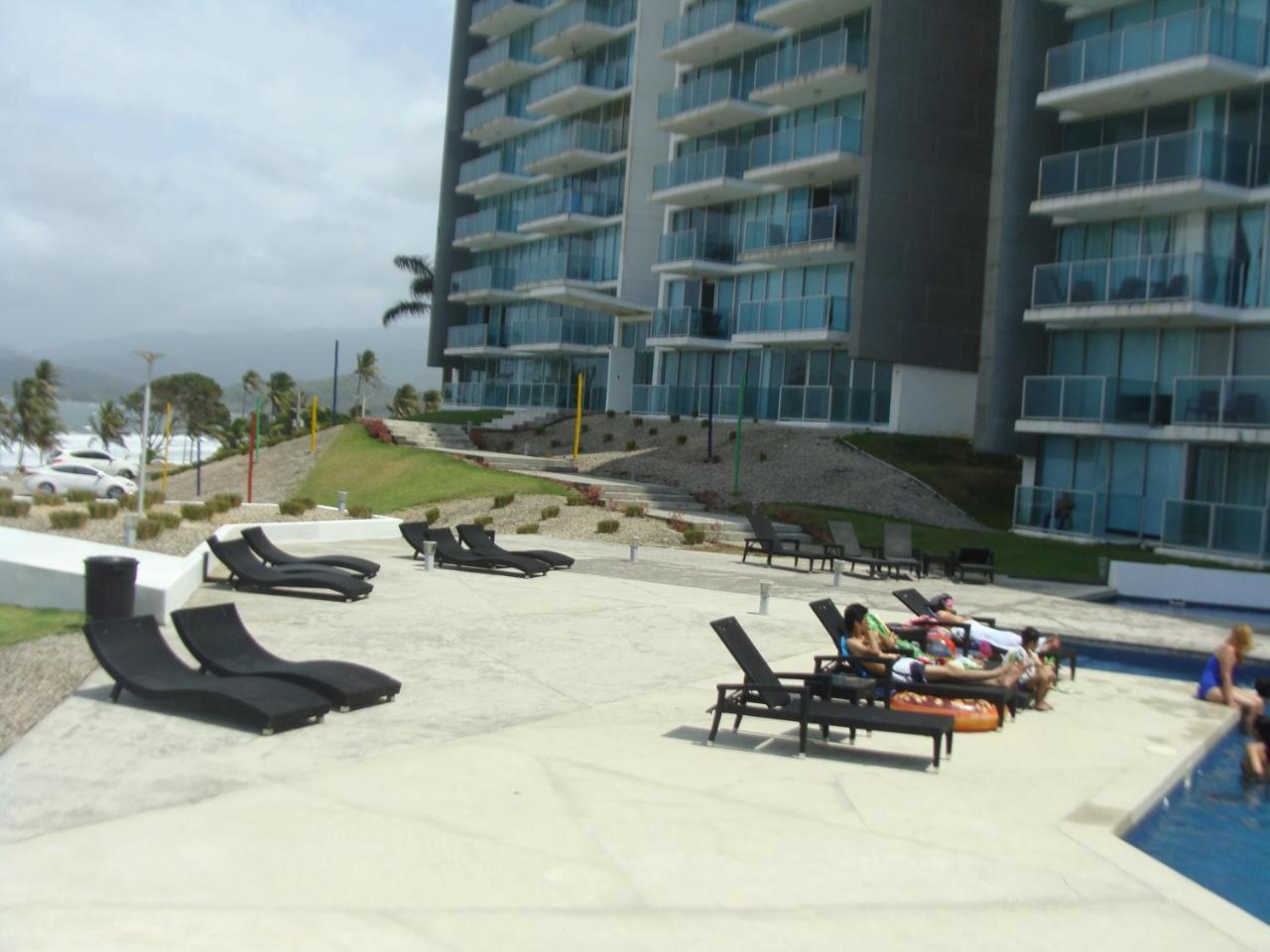 Apartamento En Balabeach Maria Chiquita In Front Of The Beach 2Hab โกลอน ภายนอก รูปภาพ